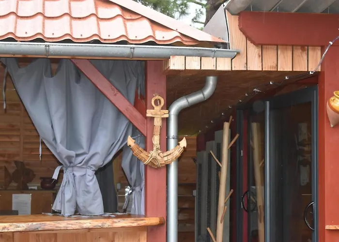 Chez Augustin Nocleg ze śniadaniem 3*